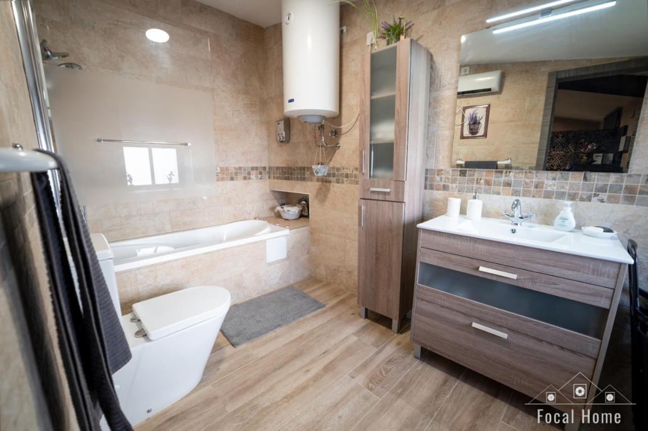 Casa Rural La Zzinetina Con Jacuzzi Constantina Exterior photo